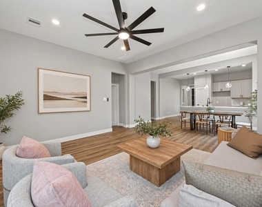 12431 Green Ridge Drive - Photo Thumbnail 4