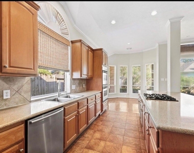 1227 Maiden Way Drive - Photo Thumbnail 13