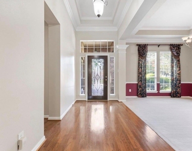 1227 Maiden Way Drive - Photo Thumbnail 3