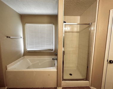 435 Brushy Glen Drive - Photo Thumbnail 7
