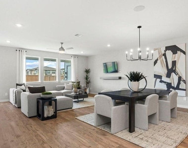 3547 Blackbird Lane - Photo Thumbnail 4