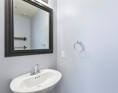 11711 Red Hummingbird Drive - Photo Thumbnail 4
