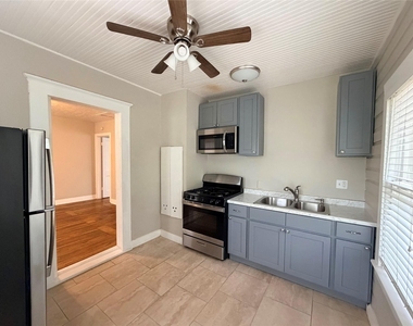 4219 Lamar Street - Photo Thumbnail 9