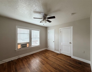 4219 Lamar Street - Photo Thumbnail 5