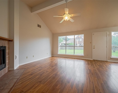 3007 Cloverdale - Photo Thumbnail 1