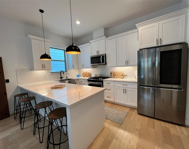1514 Fulton Street - Photo Thumbnail 5