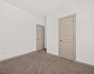 6903 Green Embers Lane - Photo Thumbnail 23
