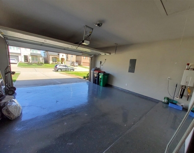 28415 Hannahs Harbor Lane - Photo Thumbnail 14