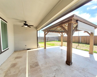 28415 Hannahs Harbor Lane - Photo Thumbnail 23