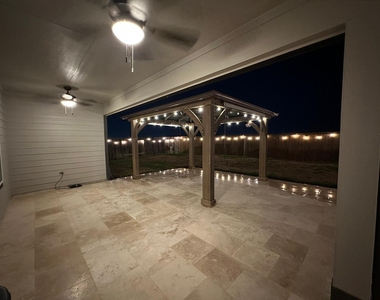 28415 Hannahs Harbor Lane - Photo Thumbnail 41