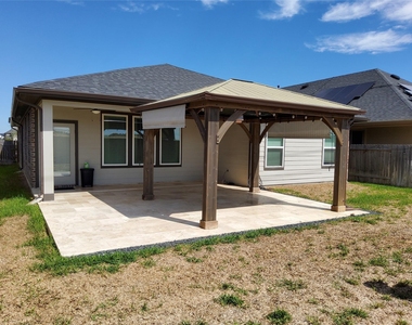28415 Hannahs Harbor Lane - Photo Thumbnail 37