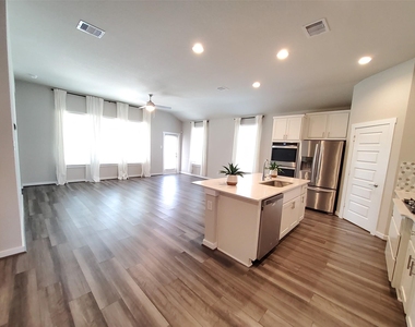 28415 Hannahs Harbor Lane - Photo Thumbnail 25