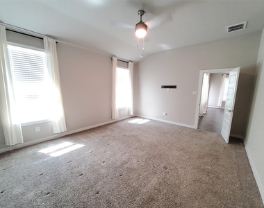 28415 Hannahs Harbor Lane - Photo Thumbnail 29
