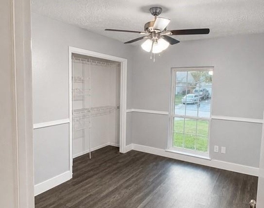 4522 Rosegate Drive - Photo Thumbnail 16