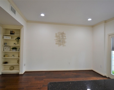 830 Threadneedle Street - Photo Thumbnail 26