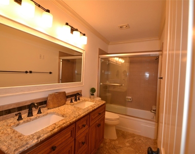 830 Threadneedle Street - Photo Thumbnail 27