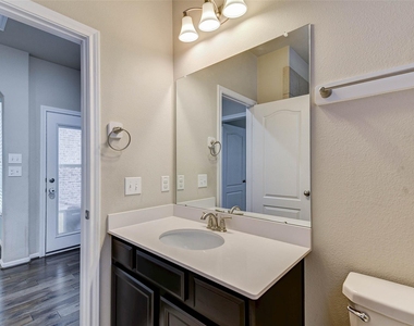 2603 Deerwood Heights Lane - Photo Thumbnail 19
