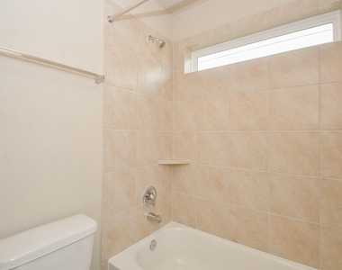 3623 Giorgio Pastel Place - Photo Thumbnail 16