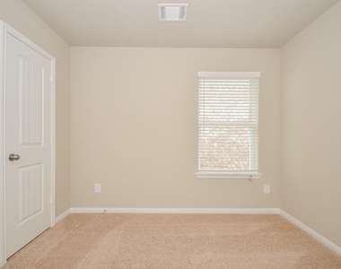 3623 Giorgio Pastel Place - Photo Thumbnail 17