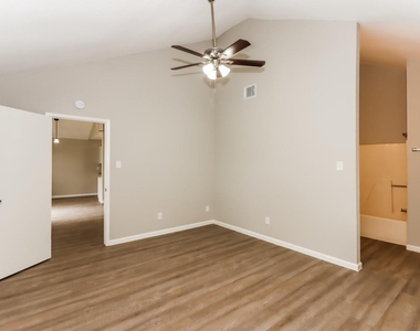 22635 Leedstown Lane - Photo Thumbnail 8