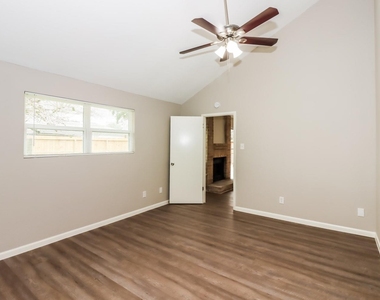 22635 Leedstown Lane - Photo Thumbnail 5