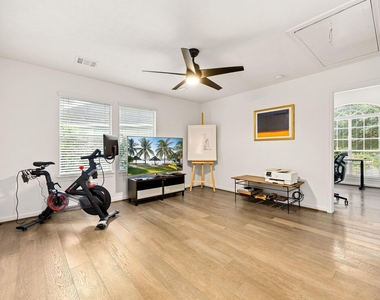 3103 Lancefield Court - Photo Thumbnail 14