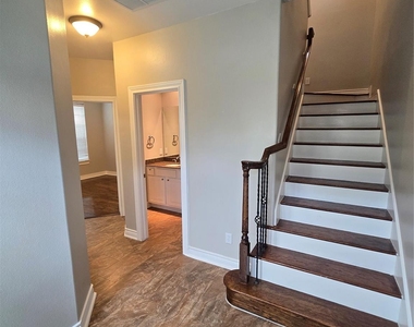3440 Cline Street - Photo Thumbnail 4