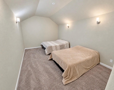 17357 Amaryllis Lane - Photo Thumbnail 25