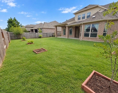 17357 Amaryllis Lane - Photo Thumbnail 42