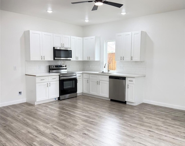 7502 Laura Koppe Road - Photo Thumbnail 3