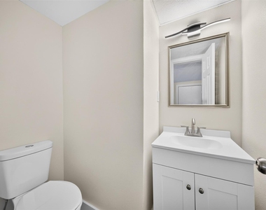 1221 Cedar Post Lane - Photo Thumbnail 11