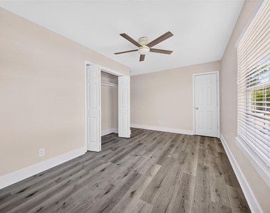 1221 Cedar Post Lane - Photo Thumbnail 19
