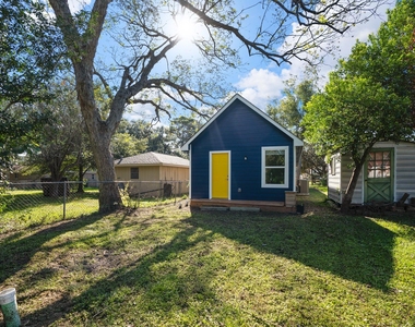 306 Foster Street - Photo Thumbnail 22