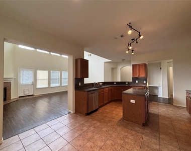 2810 Harte Court - Photo Thumbnail 5
