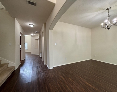 2810 Harte Court - Photo Thumbnail 24