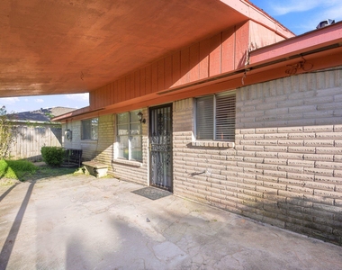 11418 Hendon Lane - Photo Thumbnail 30