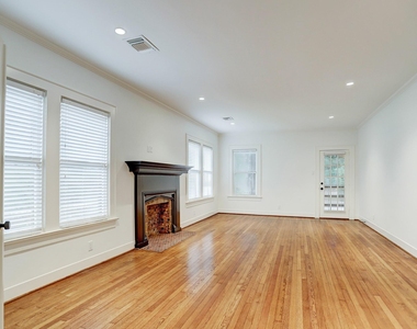 1903 W Walker Street - Photo Thumbnail 7