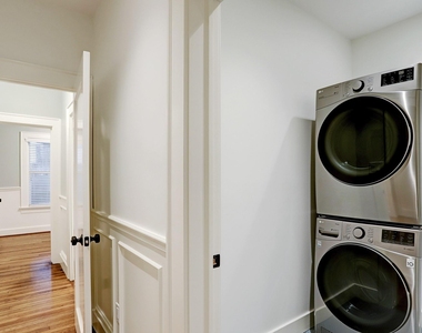 1903 W Walker Street - Photo Thumbnail 29