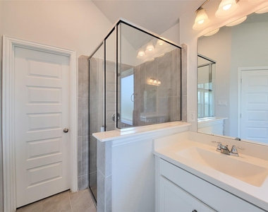 4034 Palmer Meadow Court - Photo Thumbnail 26