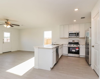 16465 Blossom Grove Drive - Photo Thumbnail 5