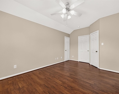 4326 Countryoaks Court - Photo Thumbnail 38