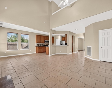 4326 Countryoaks Court - Photo Thumbnail 4