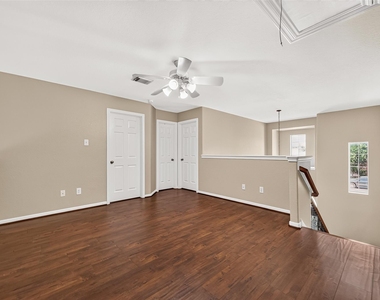 4326 Countryoaks Court - Photo Thumbnail 17