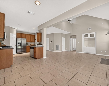 4326 Countryoaks Court - Photo Thumbnail 6