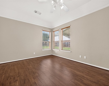 4326 Countryoaks Court - Photo Thumbnail 28