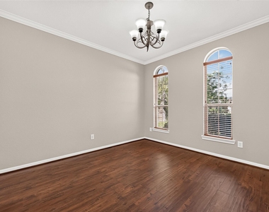 4326 Countryoaks Court - Photo Thumbnail 8