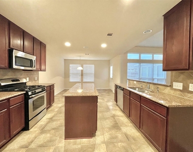 3131 Single Ridge Way - Photo Thumbnail 12