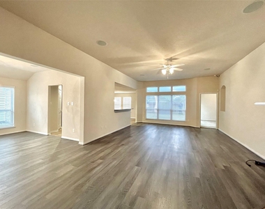 3131 Single Ridge Way - Photo Thumbnail 6