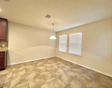 3131 Single Ridge Way - Photo Thumbnail 13