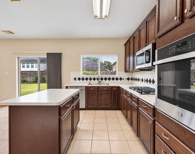 5406 Linden Grove Court - Photo Thumbnail 19